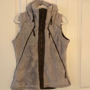 Like New Kuhl Flight Vest Breen sz Large